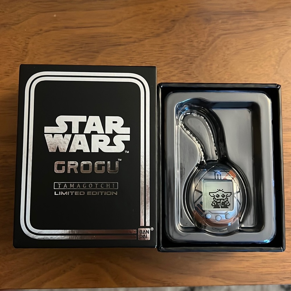 SDCC 2023 exclusive Tamagotchi Grogu exclusive limited edition NIB